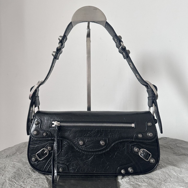 Ba*len*cia*ga top handle bags